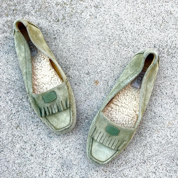 UGGOlive Green Suede Sheepskin Loafer Driving Shoes Shoes 7 🐸🍀 - Picture 2 of 5